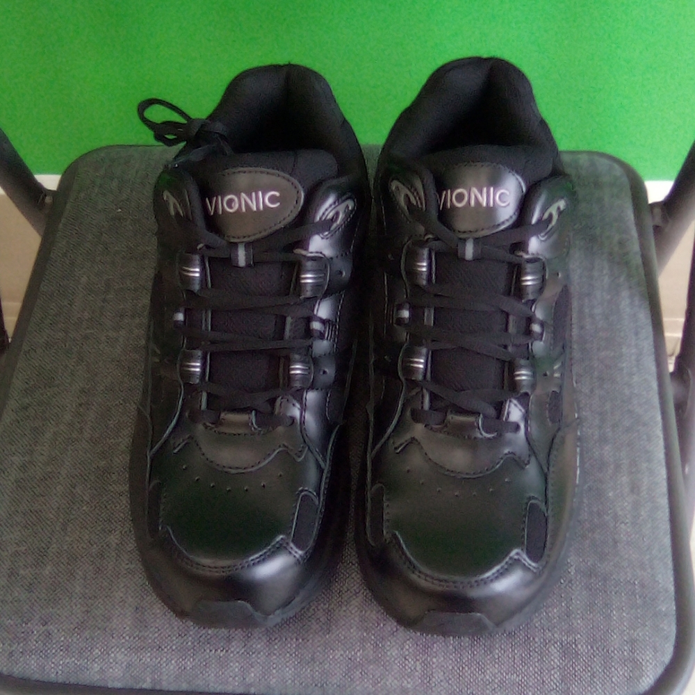 Men's shoes